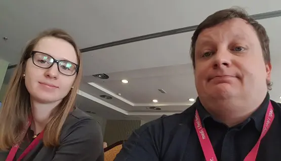 Dr Karolina Stępień i dr Tomasz Rawo na konferencji naukowej w Hiszpanii