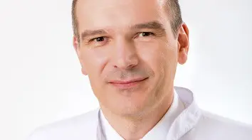 dr-Daniel-Leszczyński_urolog-HIFU-CLINIC_Carolina-Medical-Center Dr Daniel Leszczynski Urolog HIFU CLINIC Carolina Medical Center
