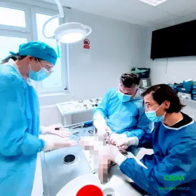 Techniki Operacyjnego Leczenia Deformacji Stopy I Stawu Skokowego Centrum Edukacji Medycznej Carolina Medical Center 404x404 1