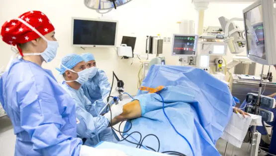 Zespol Carolina Medical Center Rezydentura 555x313 1