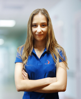 Edyta Cybula - fizjoterapeuta w Carolina Medical Center, specjalizuje się w rehabilitacji stopy i stawu kolanowego.