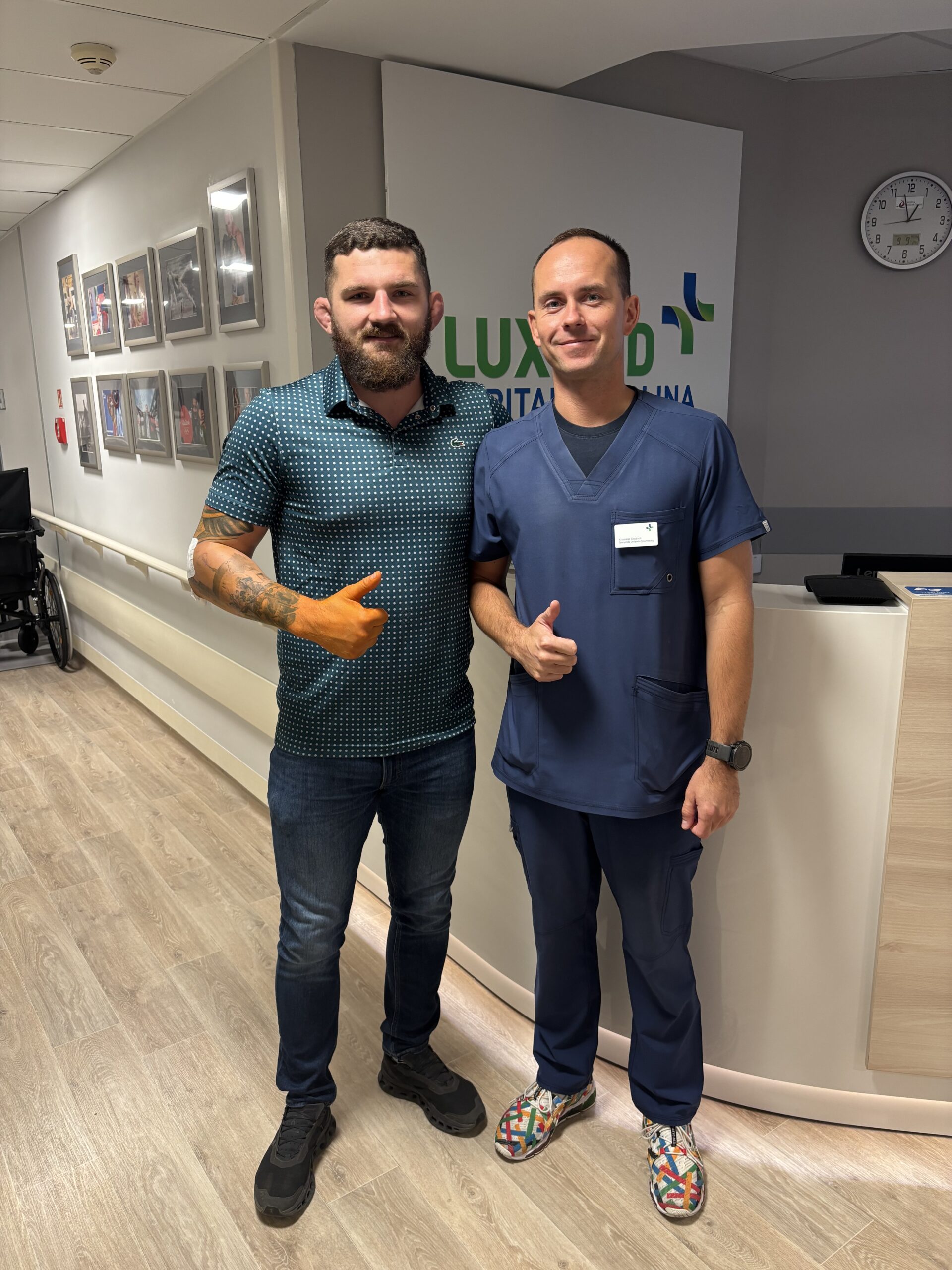 Michał Oleksiejczuk wraz z operatorem dr. Krzesimirem Sieczychem